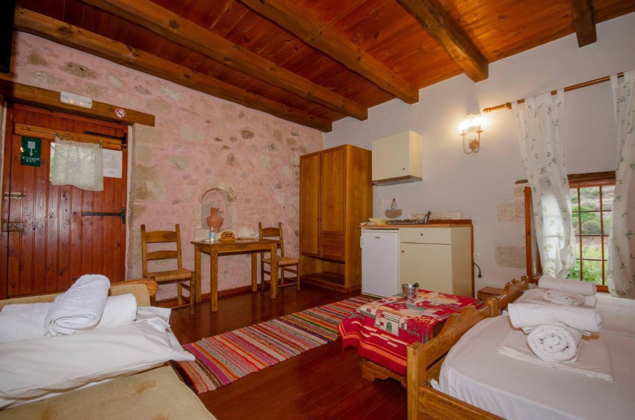 Stamatogiannis Traditional Apartments Kalivianí Buitenkant foto