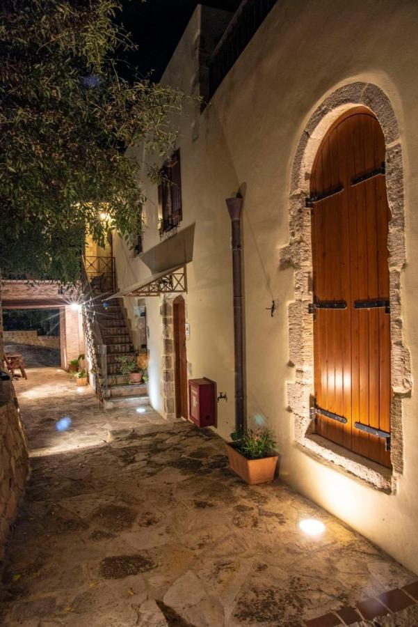 Stamatogiannis Traditional Apartments Kalivianí Buitenkant foto